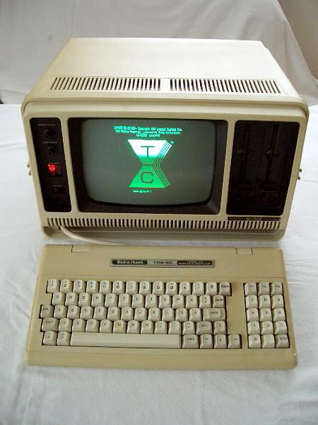 TRS 80 Mod 4P (1).JPG